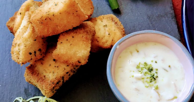 Nuggets de salmón y salsa de lima